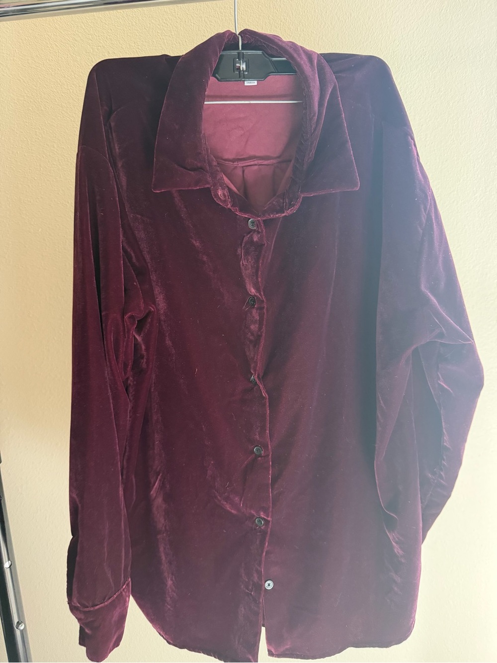 Time and Tru Velvet Button-Up Jacket in Deep Wine
